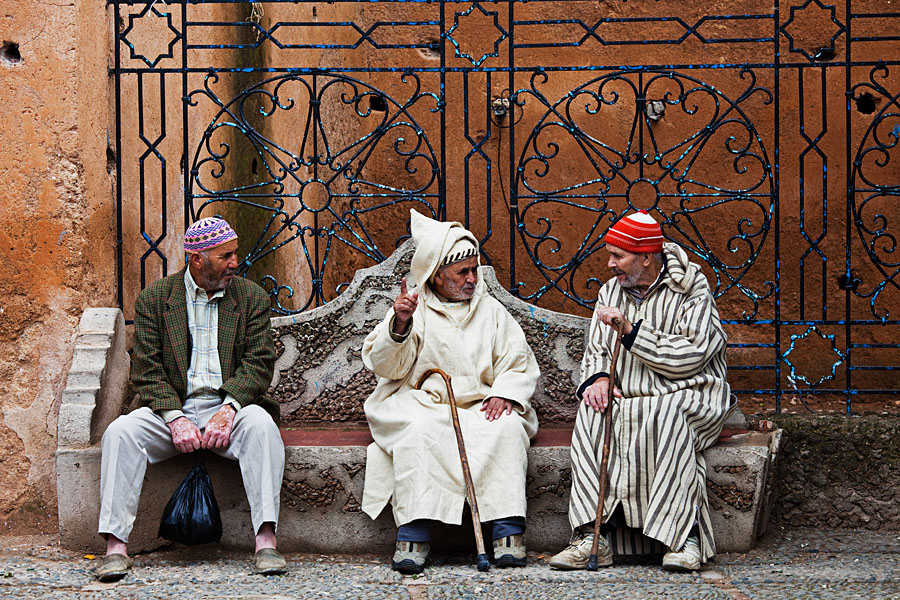  Chat on the Place Uta el Hammam   Chefchaouen  Chaouen   Morocco